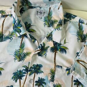 Free Planet Mens XL Short Sleeve Tropical Palm Tree Button Down Shirt White